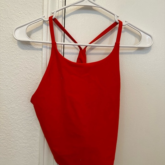 Old Navy sports bras size M (rarely used) - Picture 3 of 10